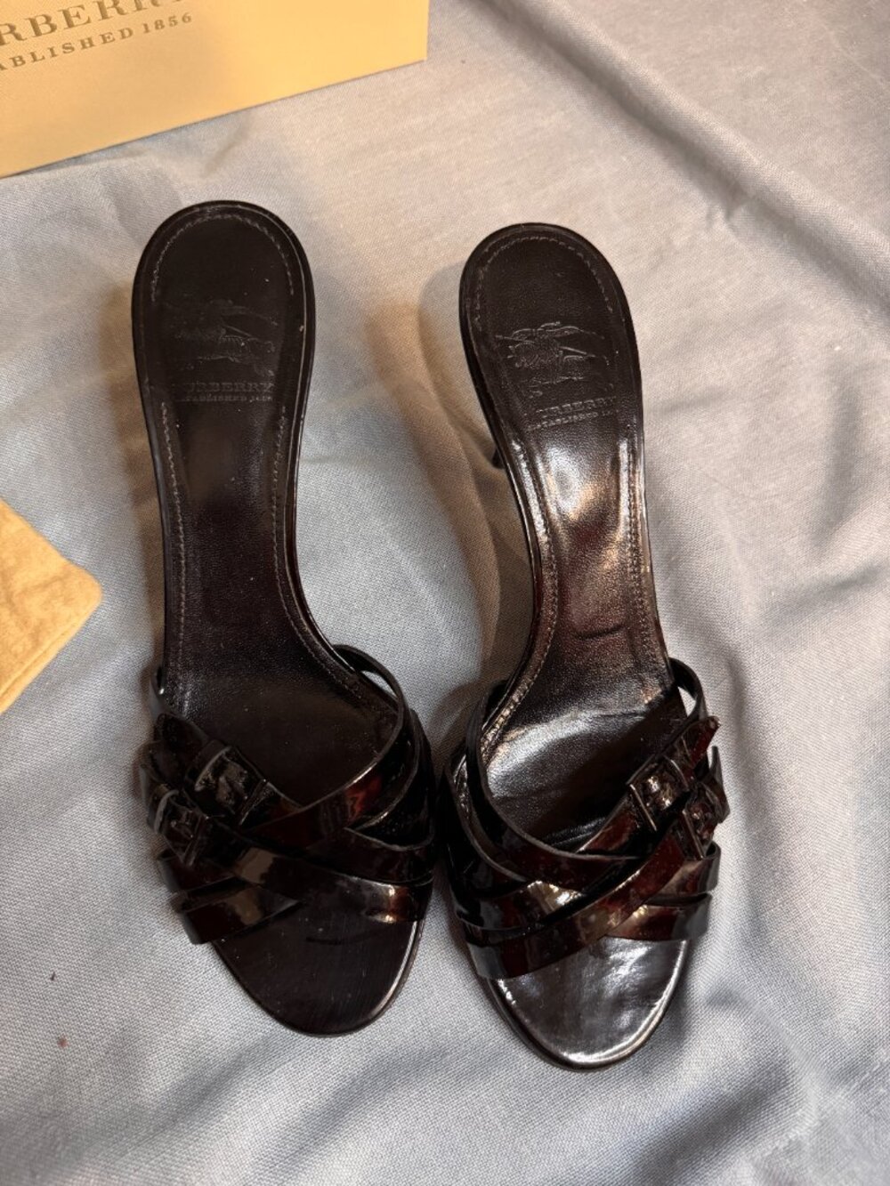 Burberry Black Patent Leather Strappy Heeled Mule Size 7 US w/ Box & Dust Bag - Picture 4 of 6